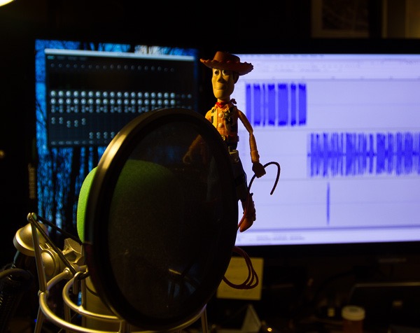 Woody on mic-1
